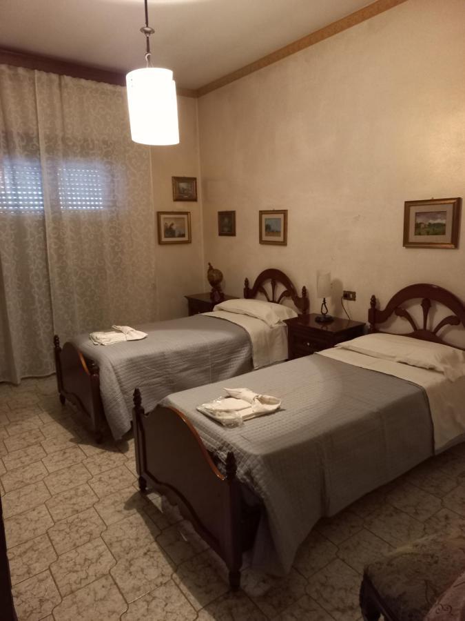 Bed and Breakfast Casa Guerrino LʼAquila Esterno foto